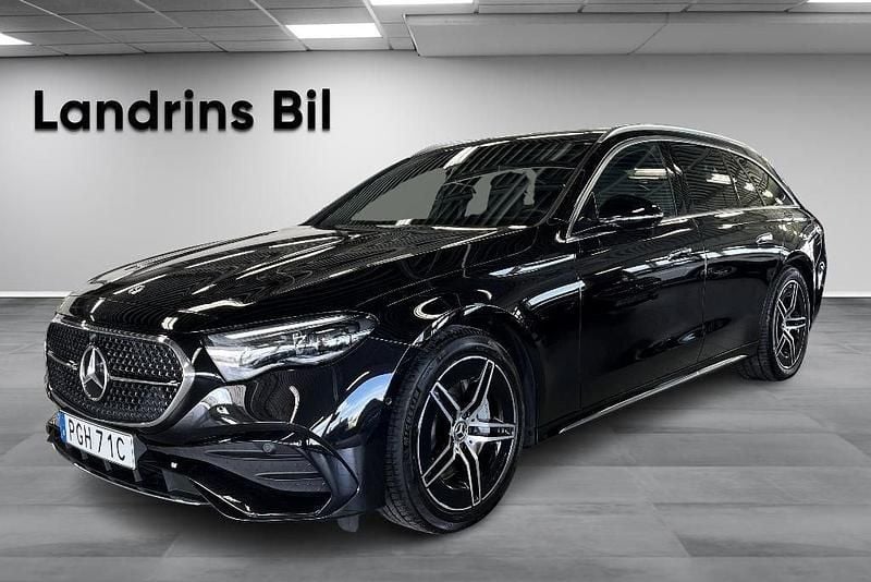 Svart Begagnad 2023 Mercedes E300 AMG Line Premium Kombi | 629 000 kr (Marknadspris) - Bild 1/4
