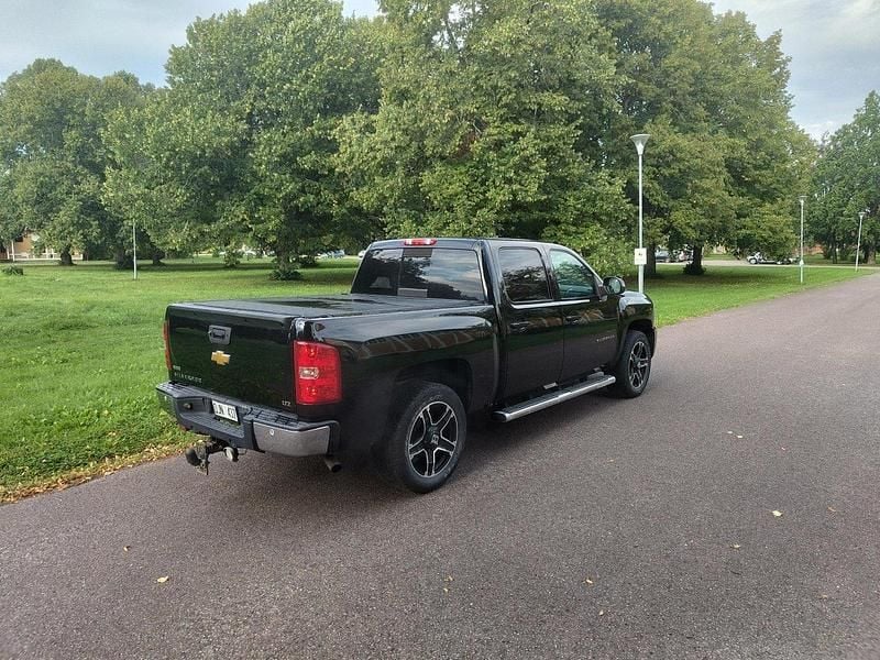 Svart Begagnad 2012 Chevrolet Silverado LTZ | 180 000 kr - Bild 1/2