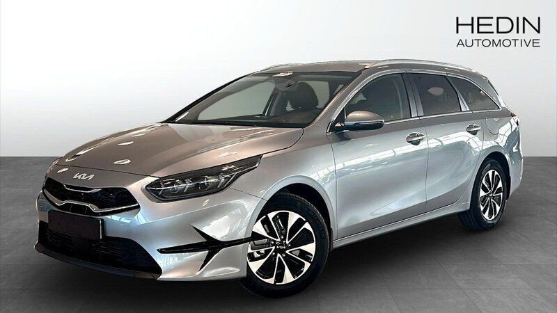Ny 2025 Kia Ceed Sportswagon 3 Kombi | 292 456 kr (Marknadspris) - Bild 1/4