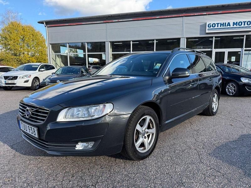 Grå (grå metallic) Begagnad 2015 Volvo V70 Momentum Kombi | 119 900 kr (Bra pris) - Bild 1/4