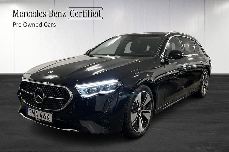 Begagnad Mercedes E300 317 HK (233 kW) 2024 Svart Kombi
