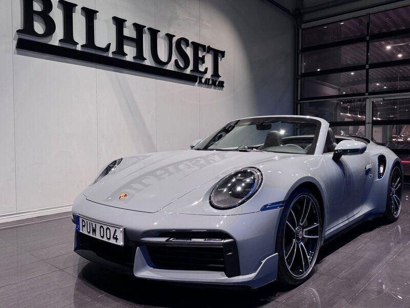 Flerfärgad Begagnad 2022 Porsche 911 Turbo S Cabriolet Cab | 2 695 000 kr - Bild 1/4