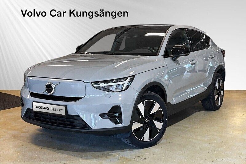 Grå Begagnad 2023 Volvo EC40 Single Motor SUV | 384 900 kr (Marknadspris) - Bild 1/2