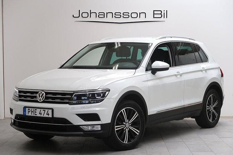 Vit Begagnad 2017 VW Tiguan Executive SUV | 209 900 kr (Lite dyr) - Bild 1/4