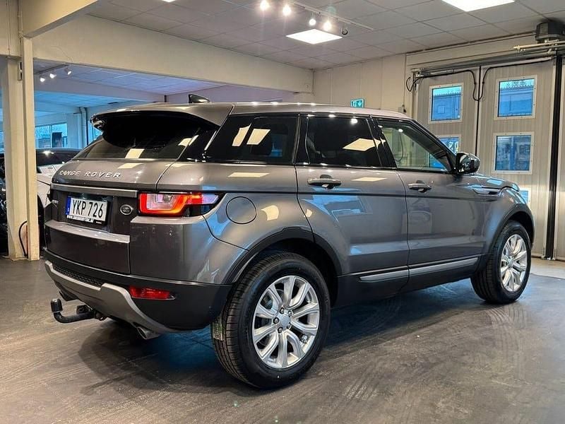 Begagnad Land Rover Range Rover evoque S 180 HK (132 kW) 2017 Grå SUV