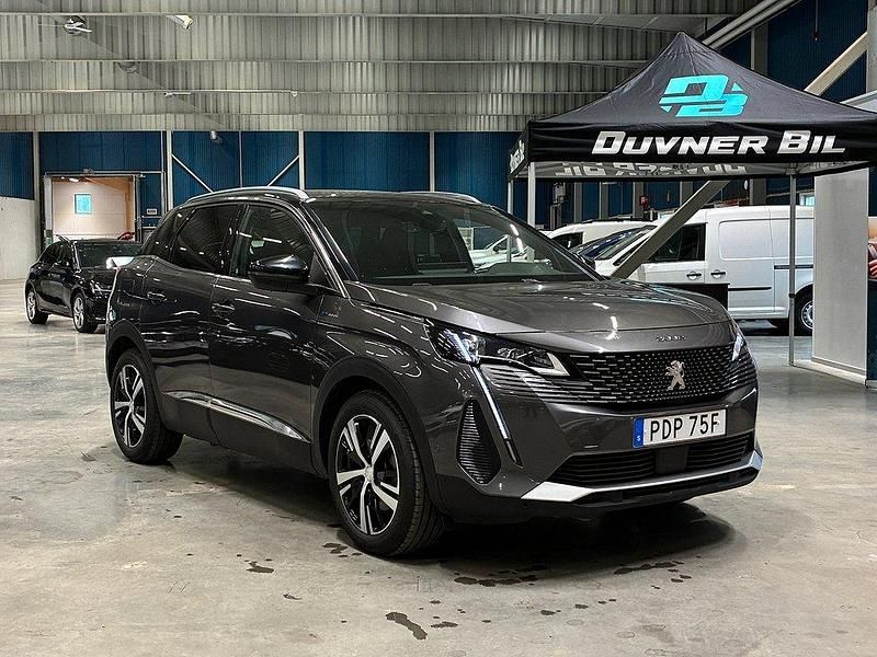 Grå Begagnad 2022 Peugeot 3008 GT SUV | 269 000 kr (Marknadspris) - Bild 1/4