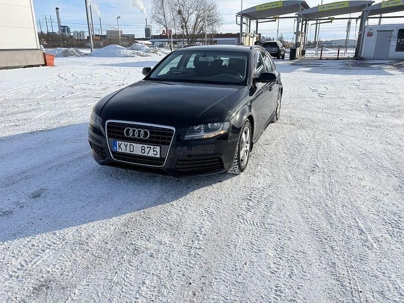 Begagnad Audi A4 160 HK (117 kW) 2011