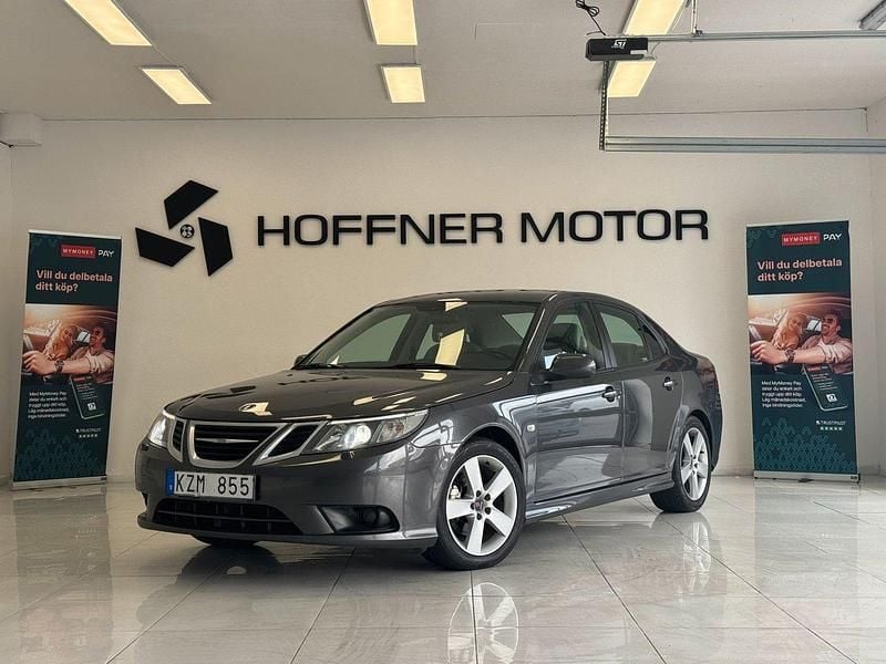 Grå Begagnad 2010 Saab 9-3 Vector Sedan | 39 000 kr (Marknadspris) - Bild 1/4