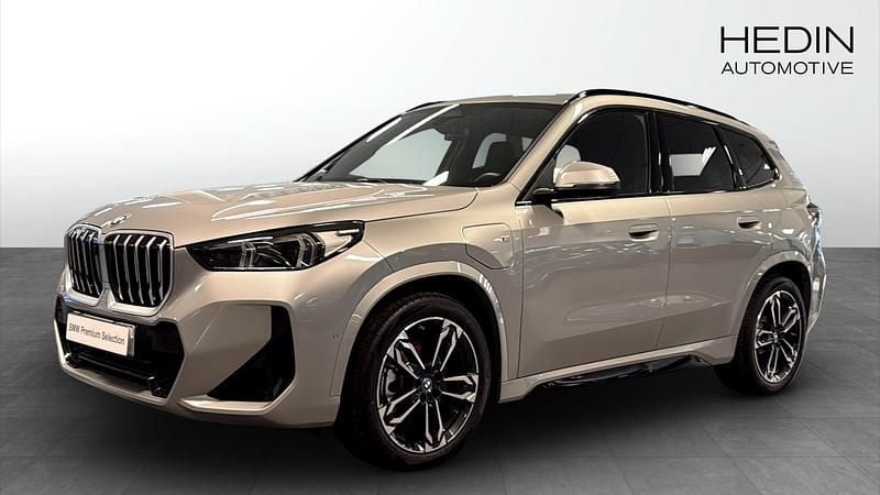 Begagnad BMW X1 M Sport 150 HK (110 kW) 2025 Grå (silver) SUV