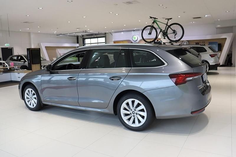 Ny Skoda Octavia Selection 85 HK (62 kW) 2026 Grå Kombi