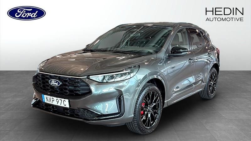 Grå (grey) Ny 2025 Ford Kuga ST-Line X SUV | 503 000 kr - Bild 1/4