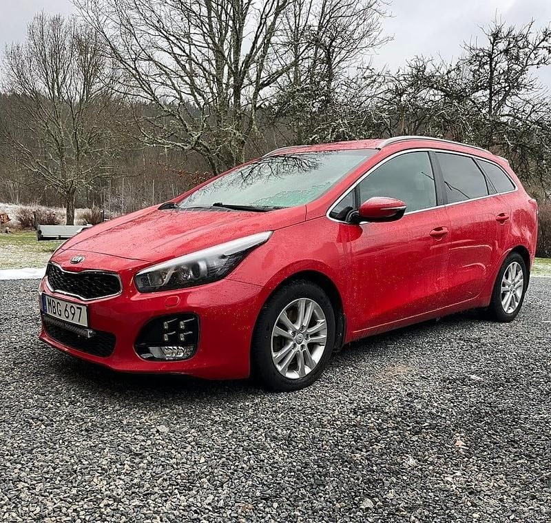 Begagnad 2016 Kia Ceed Sportswagon Kombi | 114 900 kr (Marknadspris) - Bild 1/3