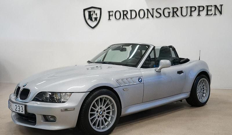 Begagnad BMW Z3 170 HK (125 kW) 2001 Silver Cab