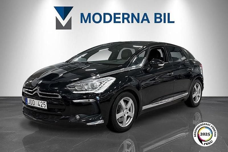 Begagnad Citroën DS5 163 HK (119 kW) 2012 Svart Halvkombi
