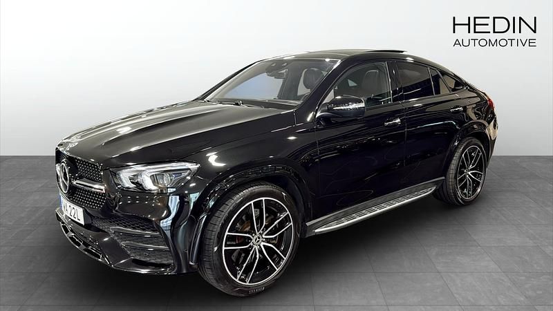 Svart (black) Begagnad 2023 Mercedes GLE350 AMG Sportkupé | 779 900 kr (Marknadspris) - Bild 1/4