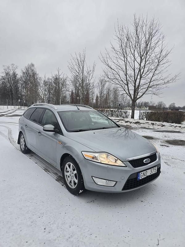 Begagnad Ford Mondeo 130 HK (95 kW) 2008 Kombi