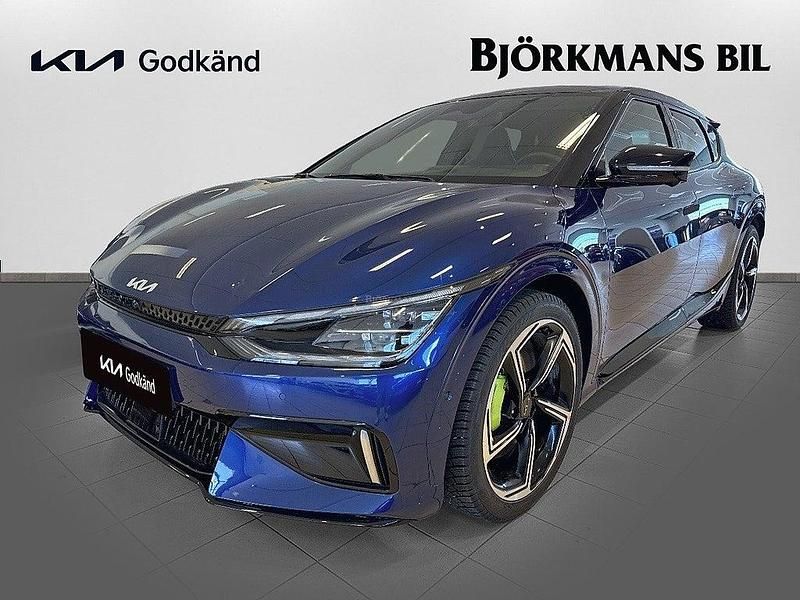 Blå (/du3/ yacht blue m) Begagnad 2023 Kia EV6 SUV | 599 000 kr (Dyr) - Bild 1/4