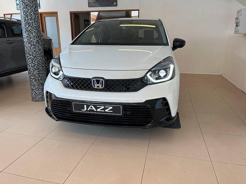 Vit Ny 2024 Honda Jazz Halvkombi | 312 800 kr - Bild 1/4