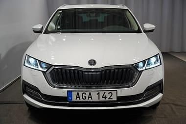 Begagnad Skoda Octavia 207 HK (152 kW) 2021 Vit Kombi