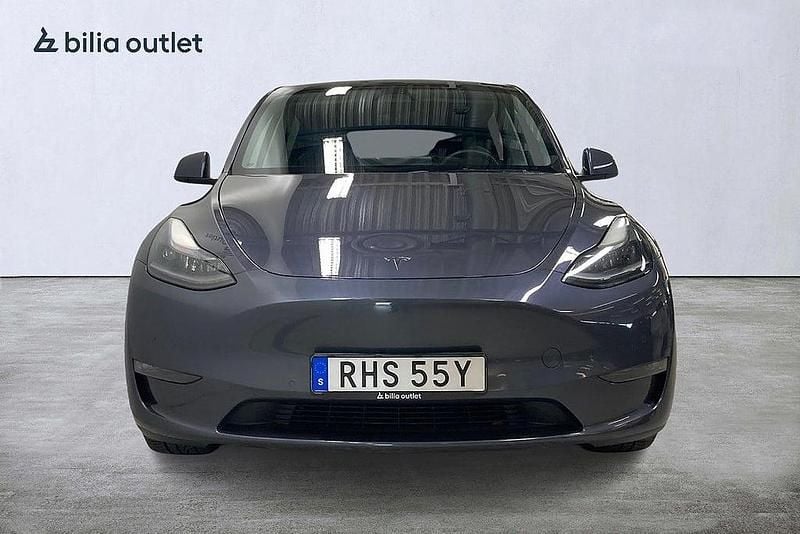 Begagnad Tesla Model Y Long Range AWD 378 kW (514 HK) 2022 Grå SUV