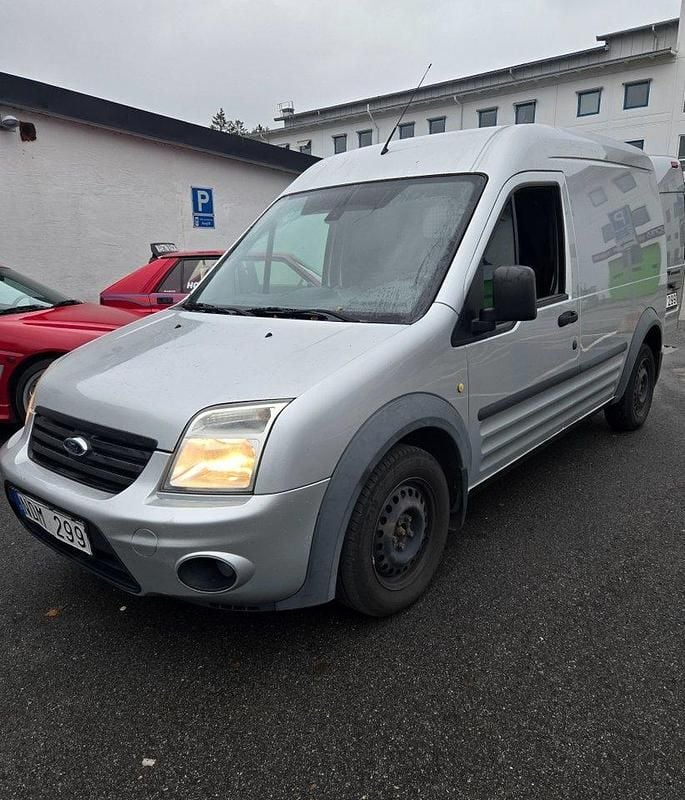 Grå (gråmetalic ) Begagnad 2013 Ford Transit Van | 39 900 kr (Bra pris) - Bild 1/4