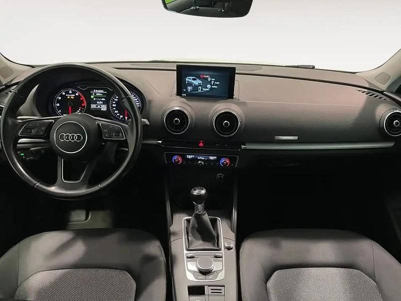 Begagnad Audi A3 Sportback Proline 116 HK (85 kW) 2017 Vit Halvkombi