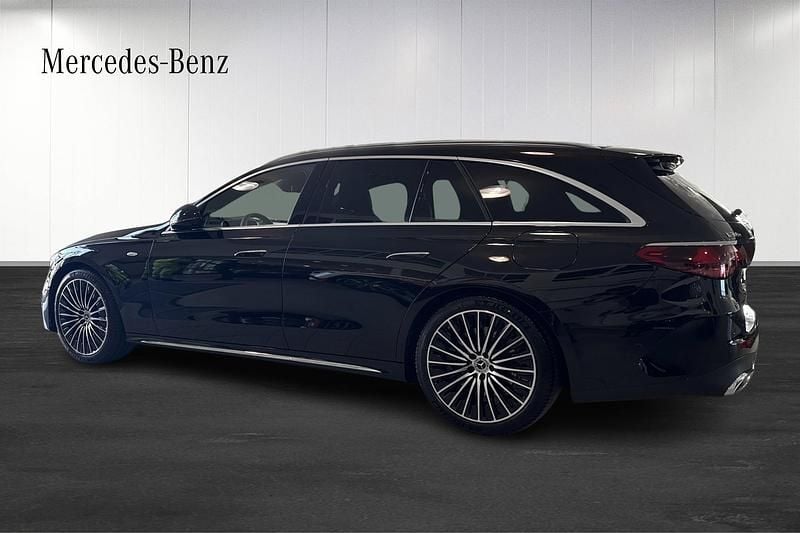 Begagnad Mercedes E300 Premium 313 HK (230 kW) 2025 Svart Kombi