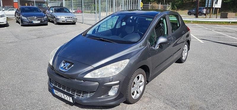 Mörkgrå (grå) Begagnad 2010 Peugeot 308 Halvkombi | 29 900 kr (Marknadspris) - Bild 1/4