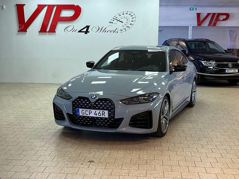Begagnad BMW M440 M Sport 374 HK (275 kW) 2022 Grå Sedan