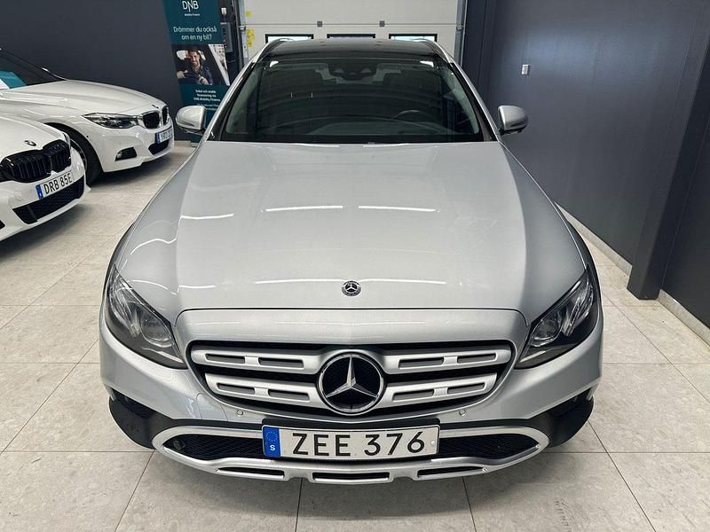 Begagnad Mercedes E220 All-Terrain 194 HK (142 kW) 2017 Silver Kombi