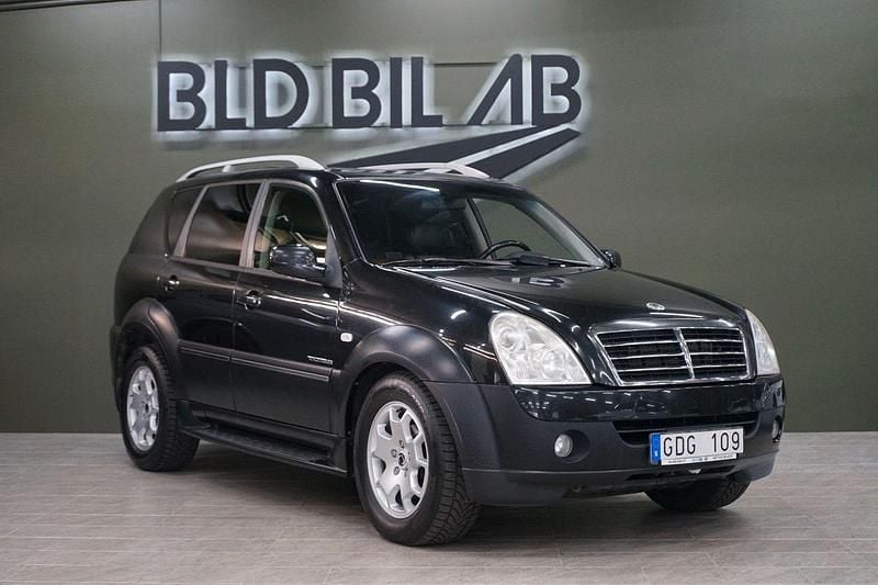 Svart Begagnad 2007 Ssangyong Rexton SUV | 34 900 kr - Bild 1/4