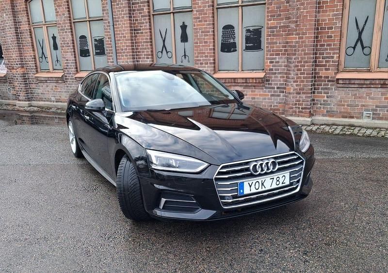 Begagnad 2018 Audi A5 Sedan | 210 000 kr - Bild 1/4
