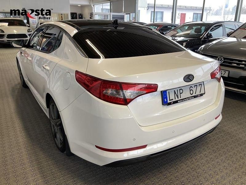 Begagnad Kia Optima 136 HK (100 kW) 2012 Vit Sedan