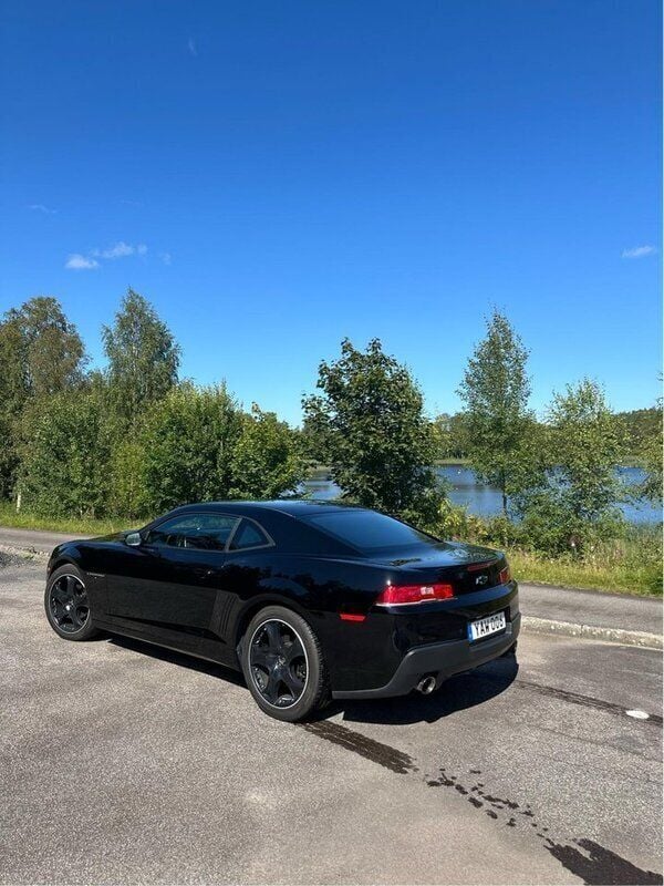 Svart Begagnad 2014 Chevrolet Camaro Sportkupé | 210 000 kr - Bild 1/4