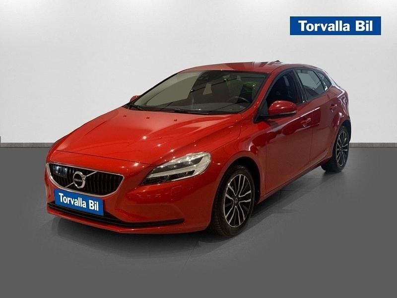 Röd Begagnad 2016 Volvo V40 Momentum Kombi | 169 900 kr (Marknadspris) - Bild 1/4