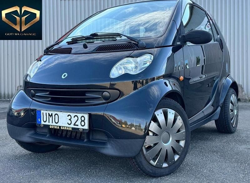 Svart Begagnad 2003 Smart ForTwo Coupé Sportkupé | 29 900 kr - Bild 1/3