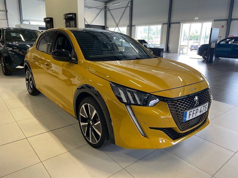 Gul Begagnad 2022 Peugeot e-208 GT Halvkombi | 189 900 kr (Bra pris) - Bild 1/4
