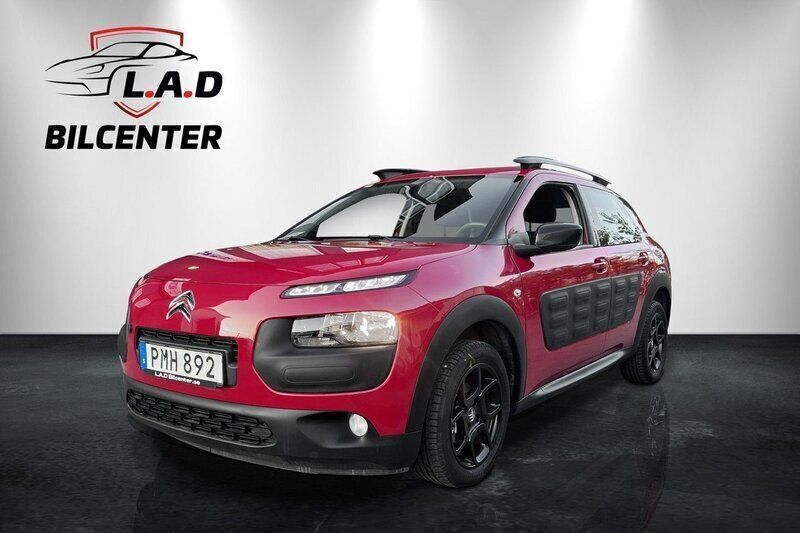 Röd Begagnad 2016 Citroën C4 Cactus PureTech Halvkombi | 89 000 kr (Marknadspris) - Bild 1/4
