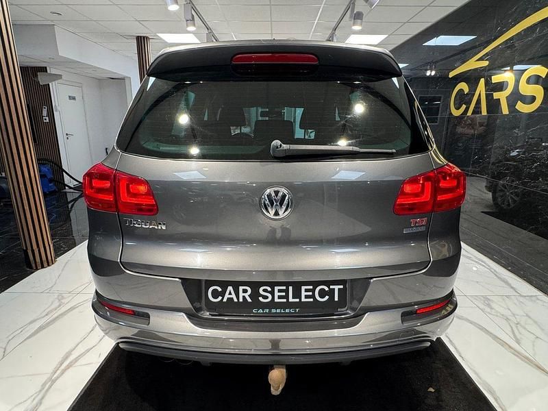 Begagnad VW Tiguan Sport 162 HK (119 kW) 2014 Mörkgrå (grå) SUV
