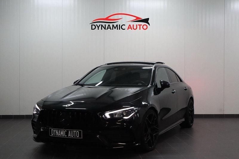 Svart Begagnad 2019 Mercedes CLA220 AMG Sedan | 349 900 kr (Marknadspris) - Bild 1/4