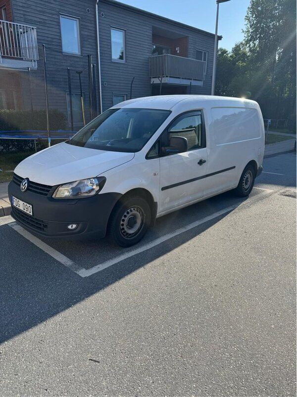 Vit Begagnad 2011 VW Caddy Maxi Minibuss | 63 700 kr (Marknadspris) - Bild 1/3