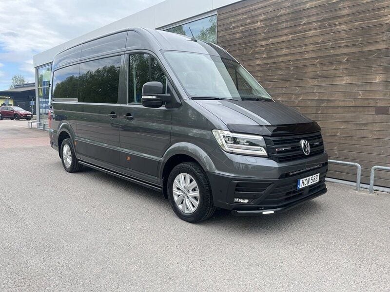 Grå Ny 2024 VW Crafter Van | 749 900 kr - Bild 1/4
