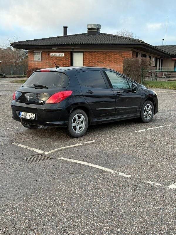 Begagnad Peugeot 308 150 HK (110 kW) 2009 Halvkombi