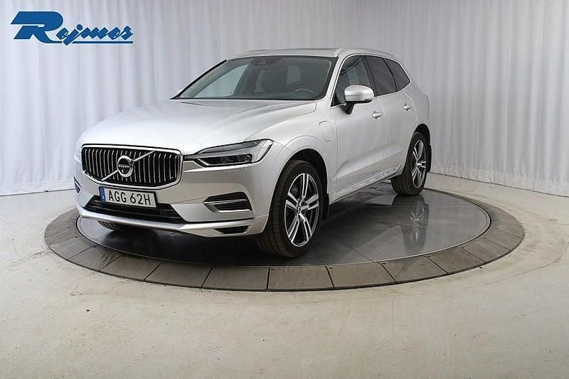 Silver Begagnad 2020 Volvo XC60 Inscription SUV | 389 900 kr (Marknadspris) - Bild 1/4