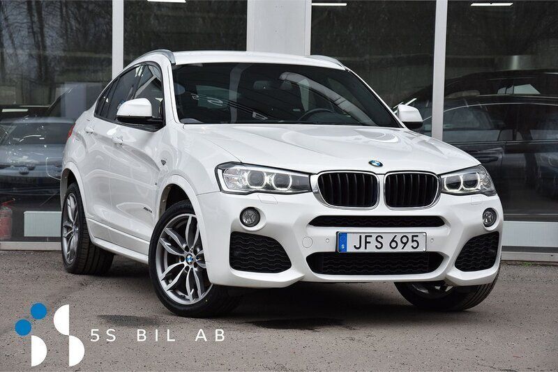 Vit Begagnad 2015 BMW X4 M Sport SUV | 209 900 kr (Marknadspris) - Bild 1/4
