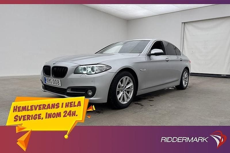 Silver Begagnad 2015 BMW 520 Sedan | 184 800 kr (Marknadspris) - Bild 1/3