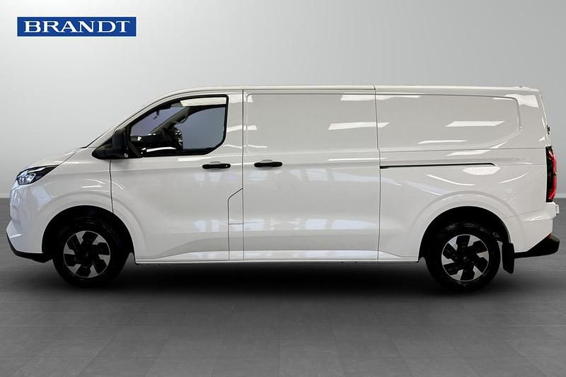 Ny Ford E-Transit 2026 Vit Van