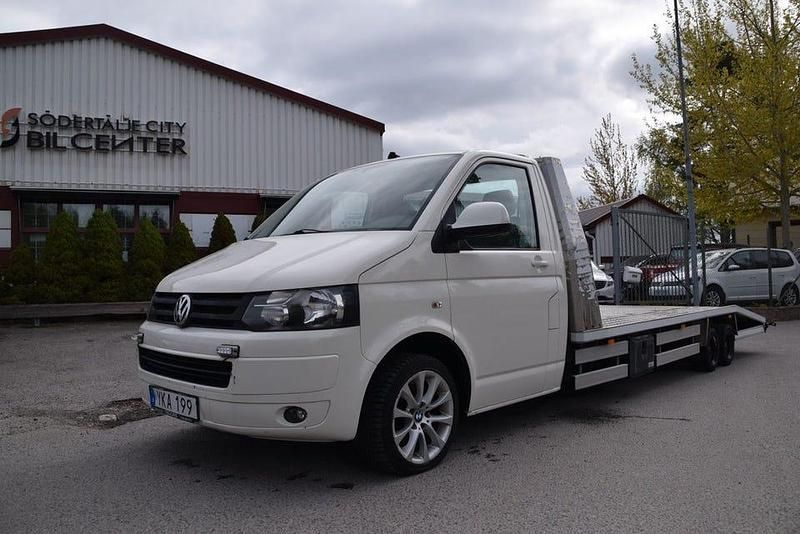 Vit Begagnad 2009 VW T5 Van | 250 000 kr - Bild 1/4