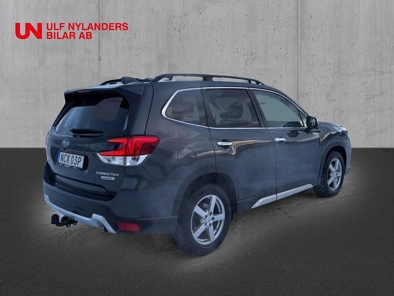 Begagnad Subaru Forester Active 150 HK (110 kW) 2019 Grå SUV