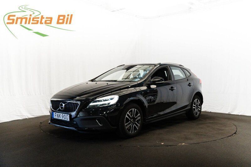 Svart Begagnad 2017 Volvo V40 CC Plus Kombi | 174 900 kr (Bra pris) - Bild 1/4